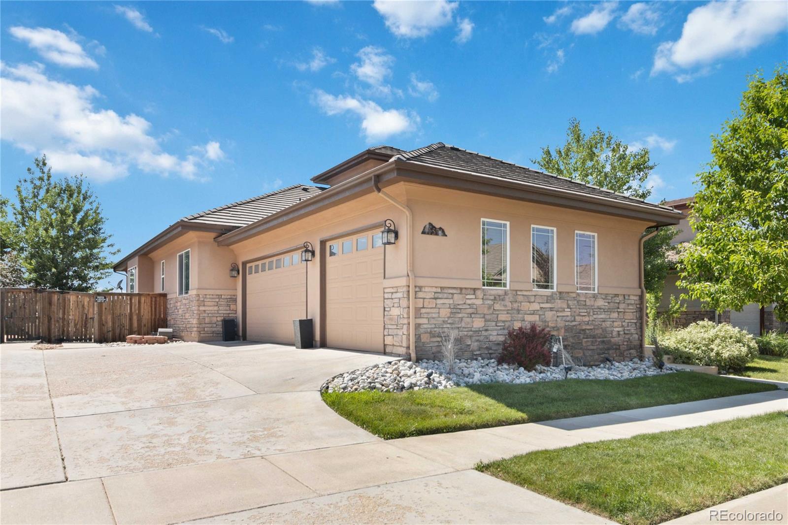 MLS Image #1 for 11571  chambers drive,commerce city, Colorado