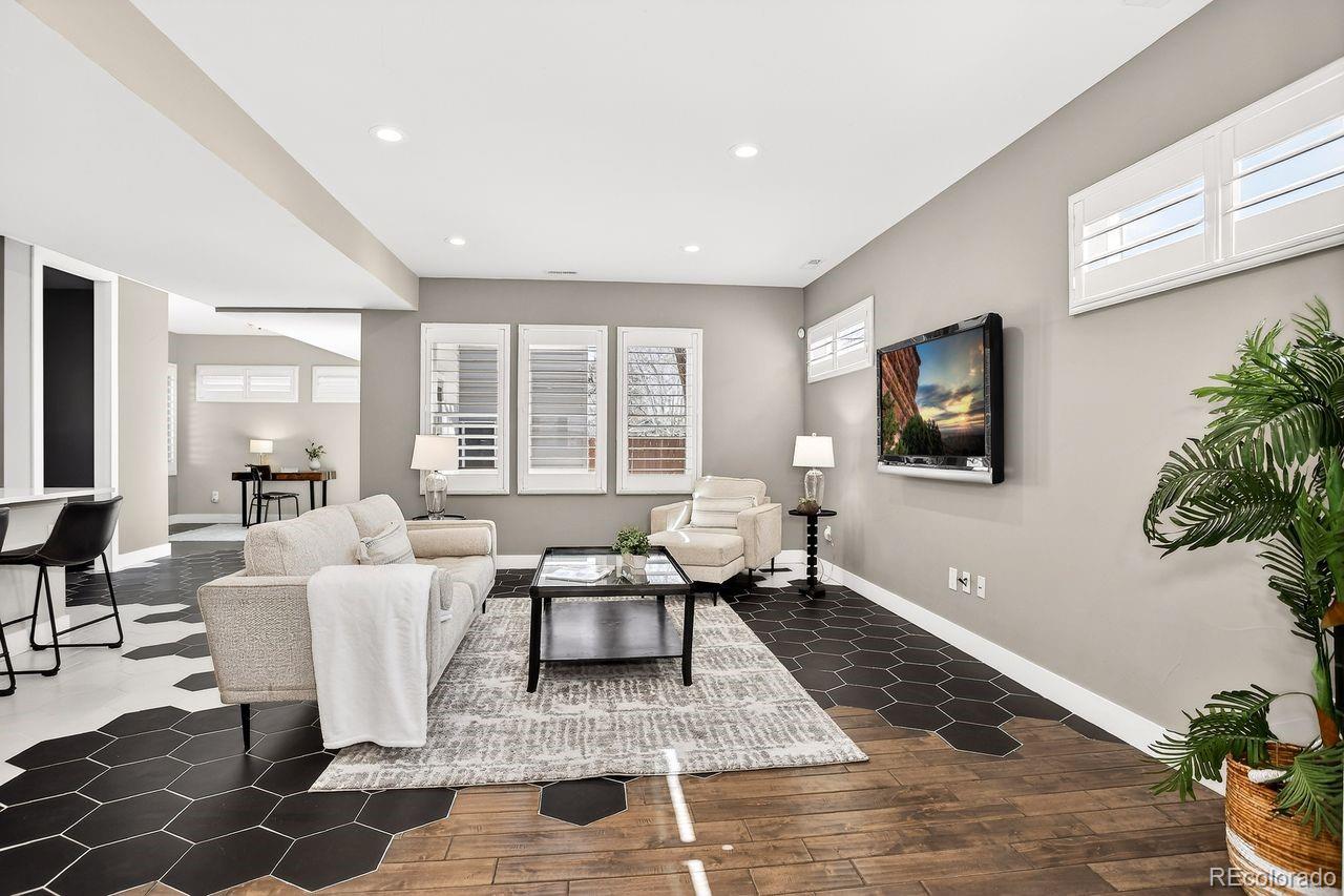MLS Image #12 for 2624 s race street,denver, Colorado