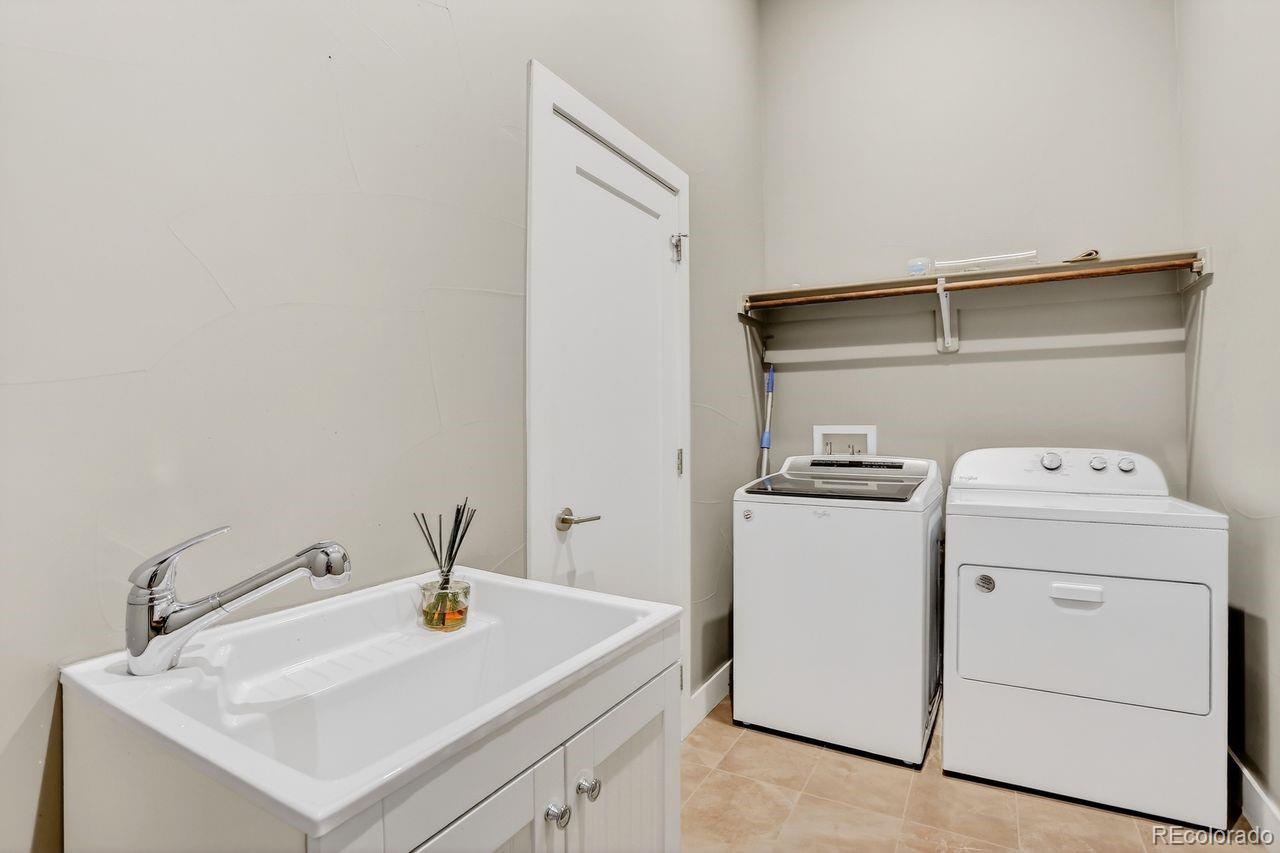 MLS Image #36 for 2624 s race street,denver, Colorado