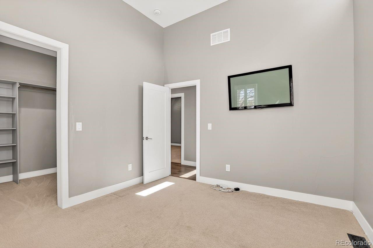 MLS Image #38 for 2624 s race street,denver, Colorado