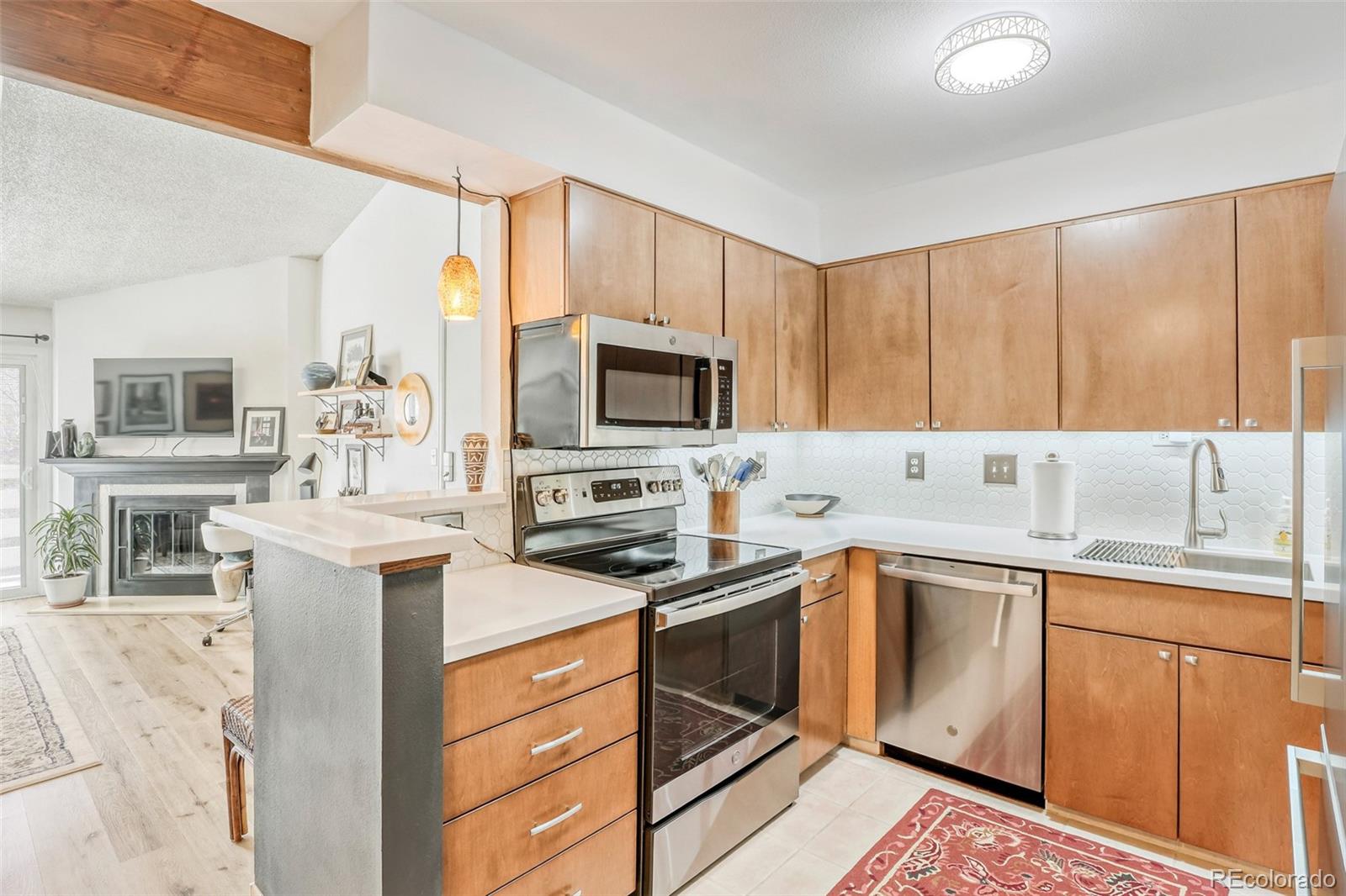MLS Image #5 for 3322 s ammons street,lakewood, Colorado