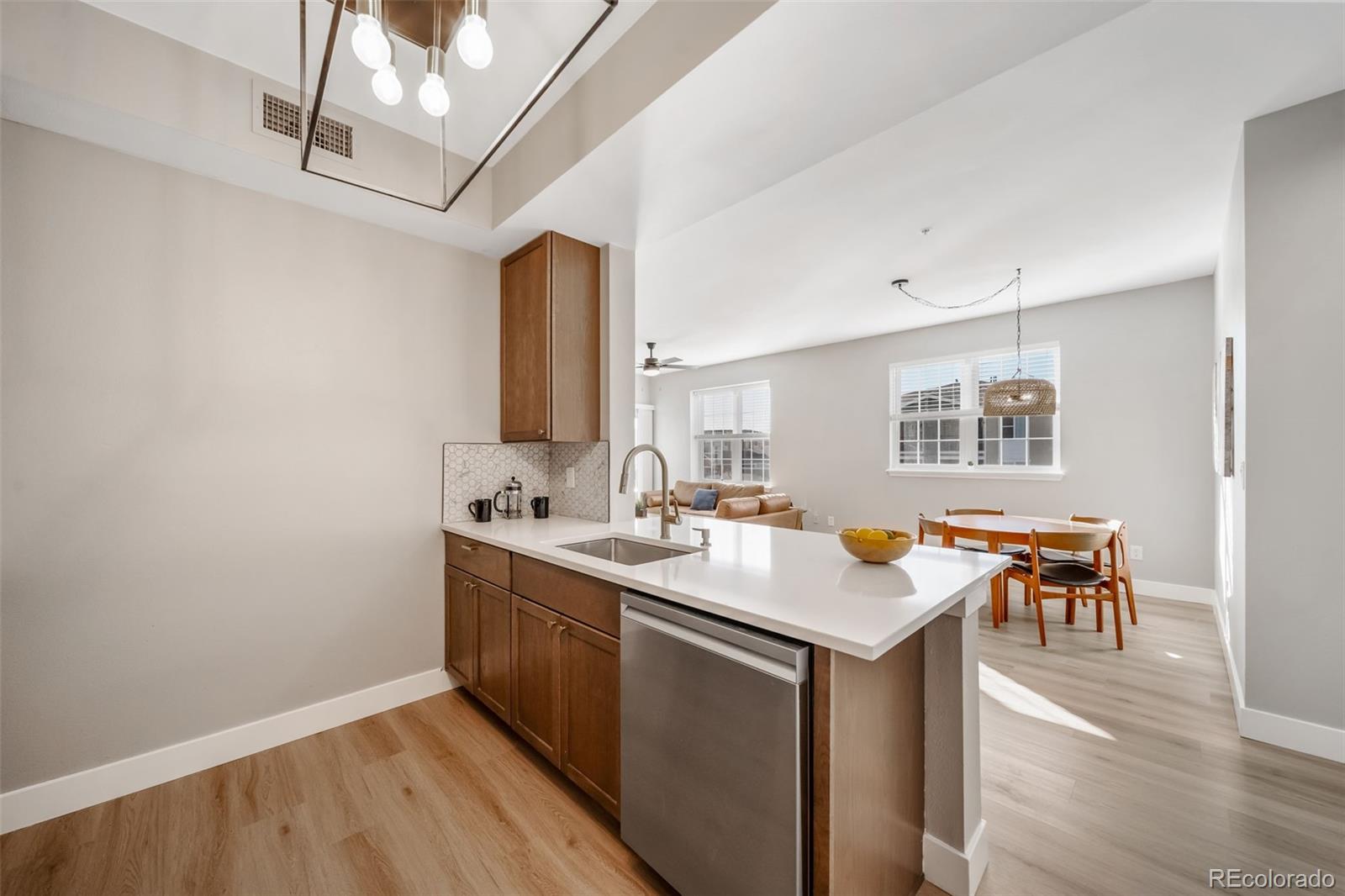 MLS Image #14 for 12858  ironstone way 204,parker, Colorado