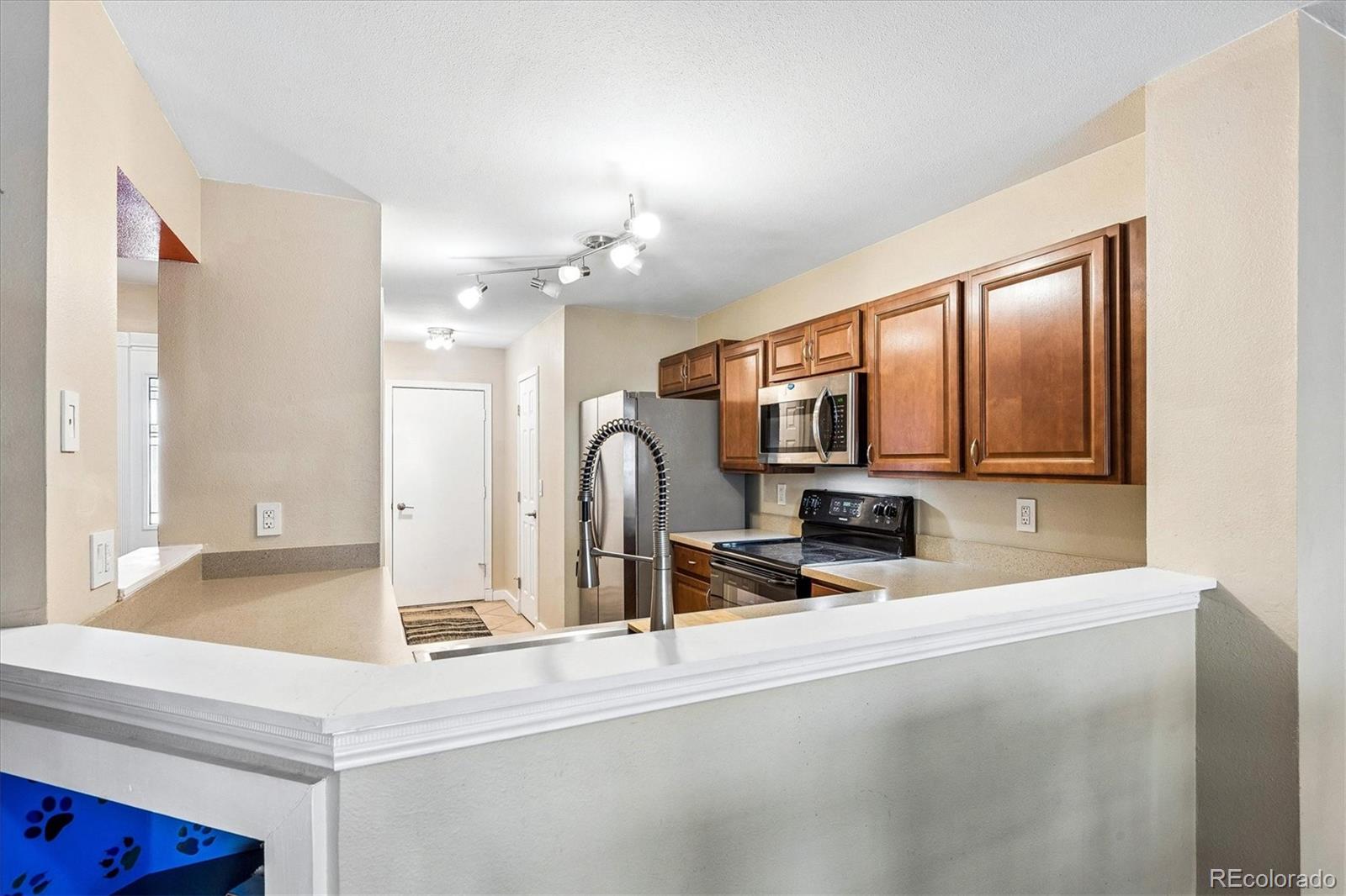MLS Image #4 for 7476 e arkansas avenue 39-02,denver, Colorado