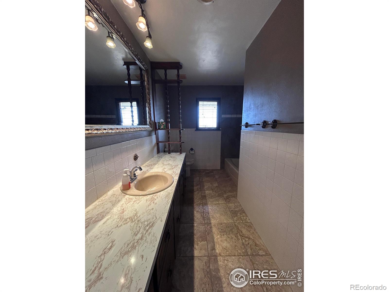 MLS Image #11 for 19023  county road 3 ,wiggins, Colorado