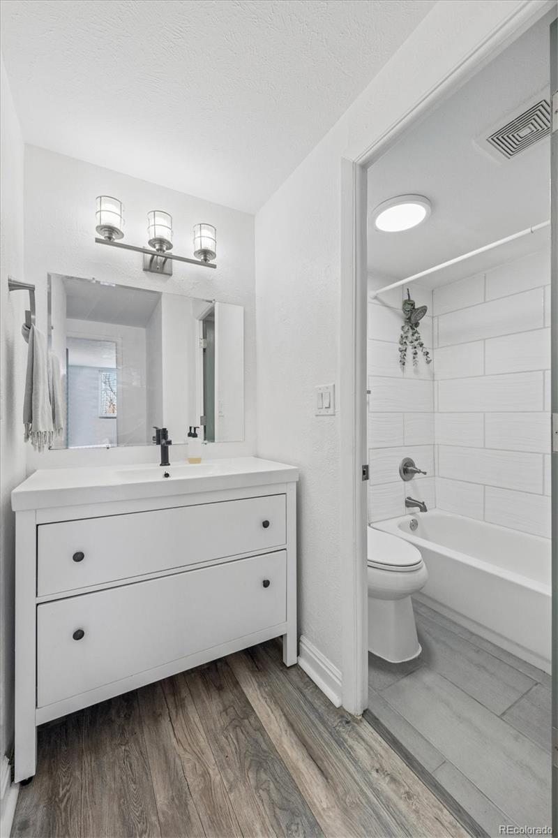 MLS Image #10 for 1125 n washington street 503,denver, Colorado