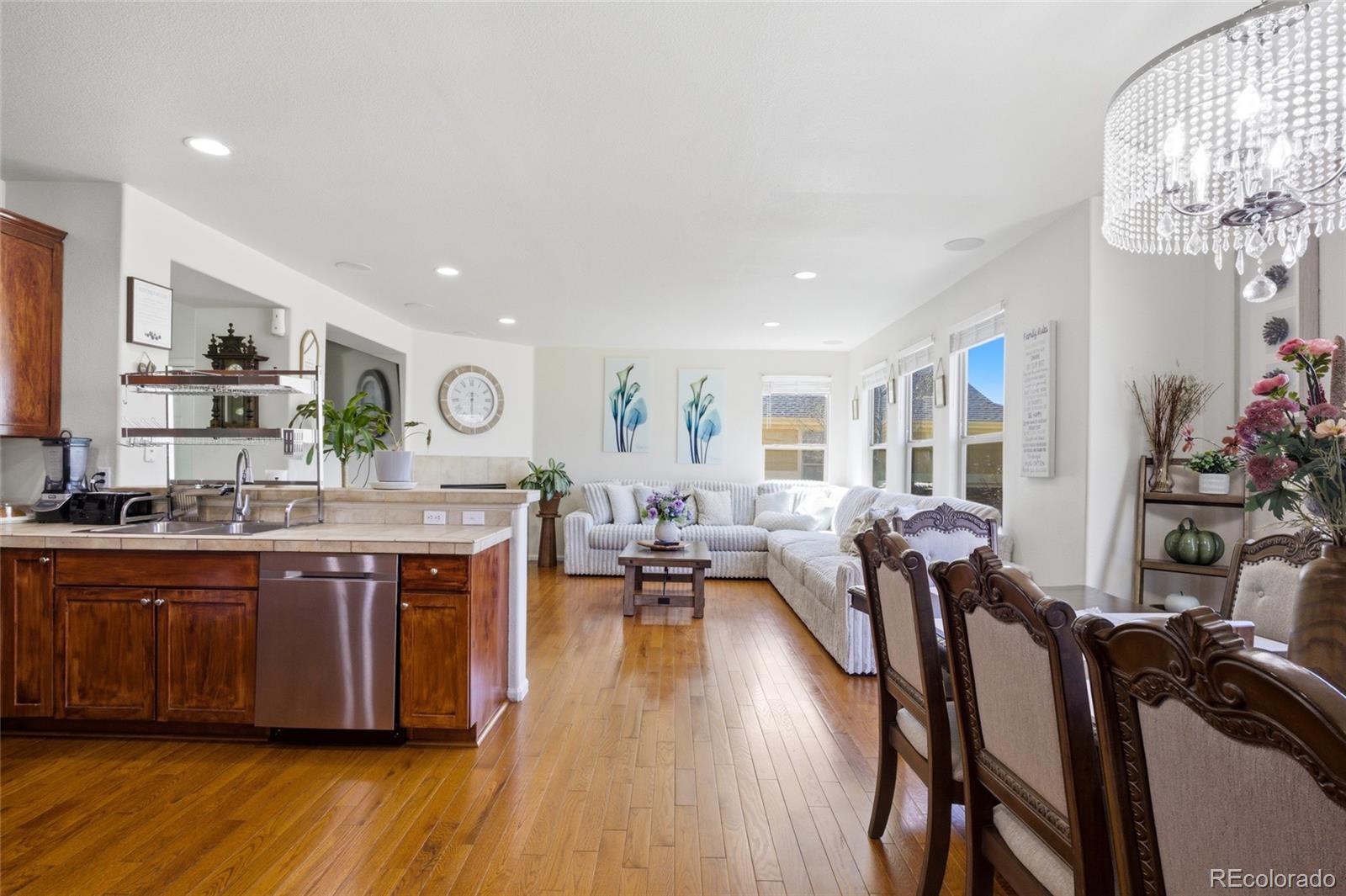 MLS Image #11 for 161 n elk court,aurora, Colorado