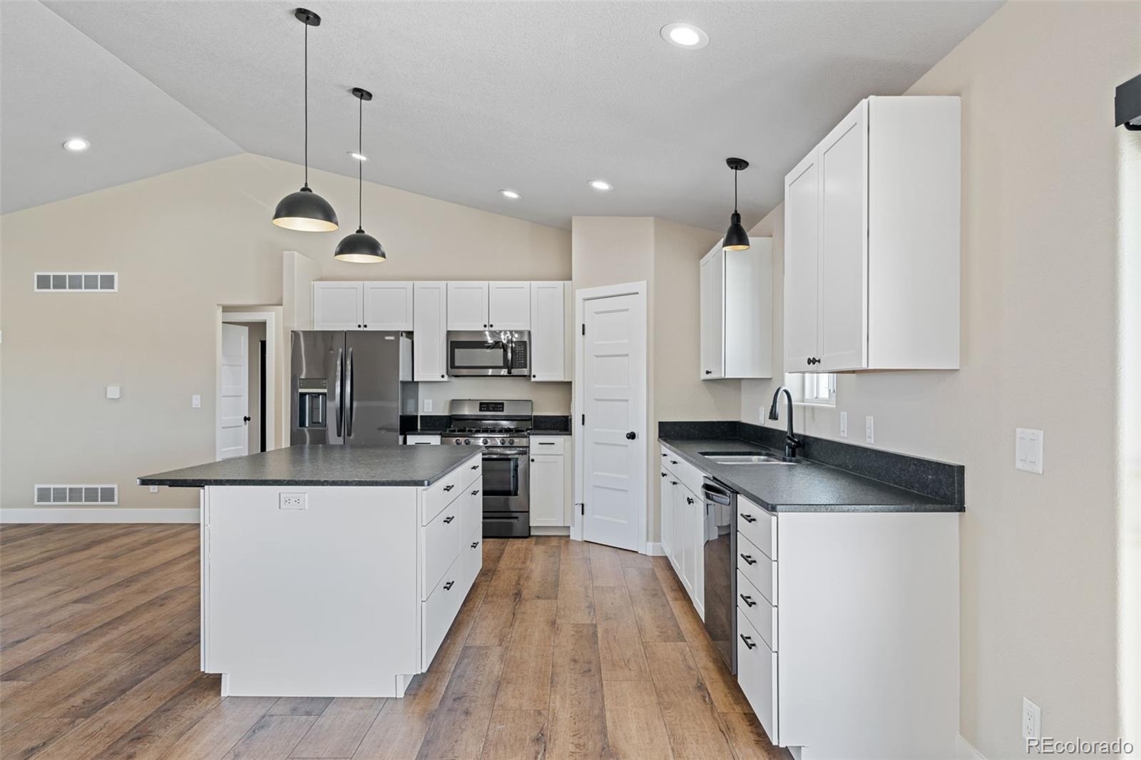 MLS Image #8 for 1154 e laramie avenue,pueblo west, Colorado