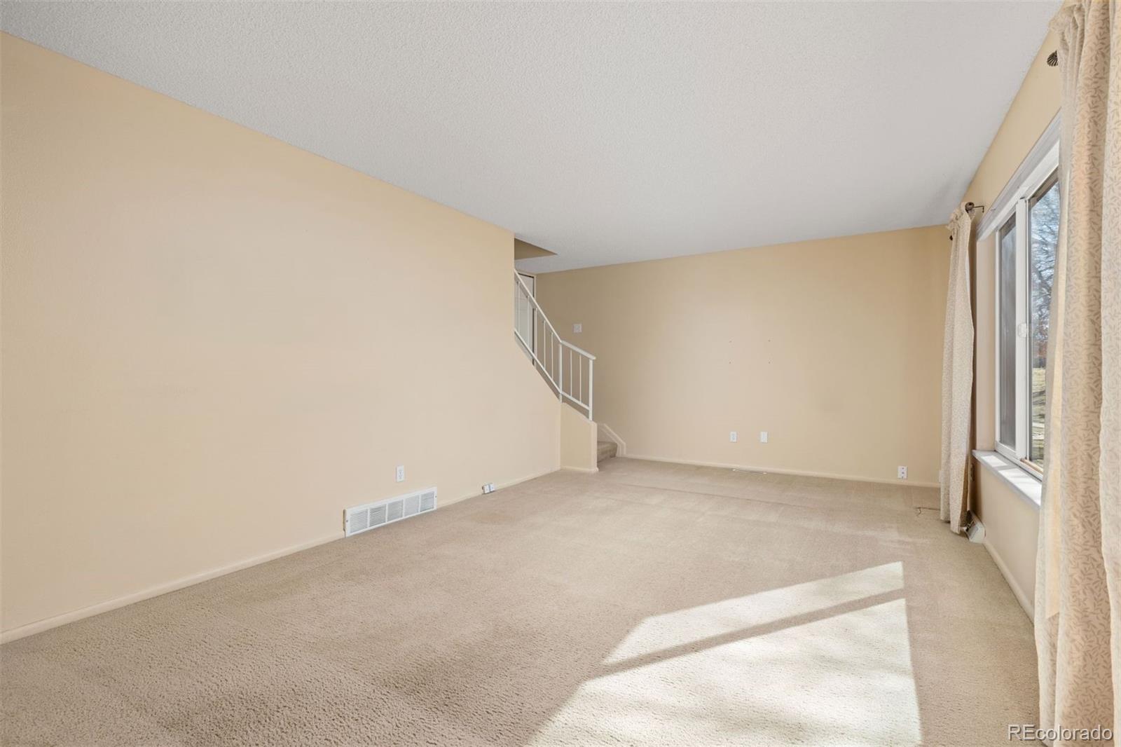 MLS Image #6 for 9051 e nassau avenue,denver, Colorado