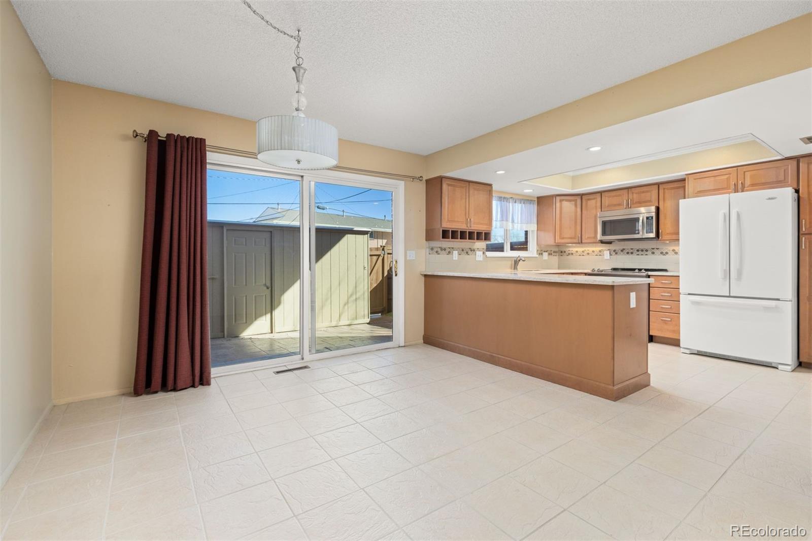 MLS Image #9 for 9051 e nassau avenue,denver, Colorado