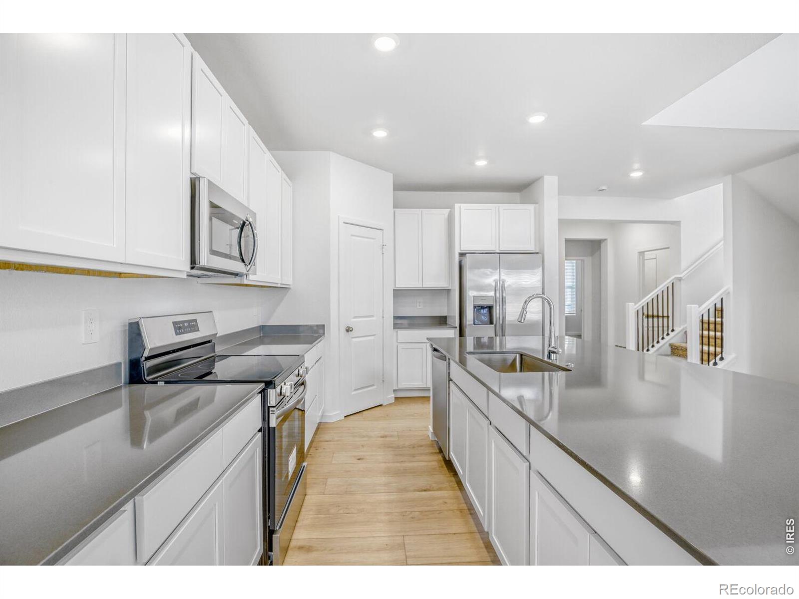 MLS Image #3 for 3005  ironton drive,loveland, Colorado