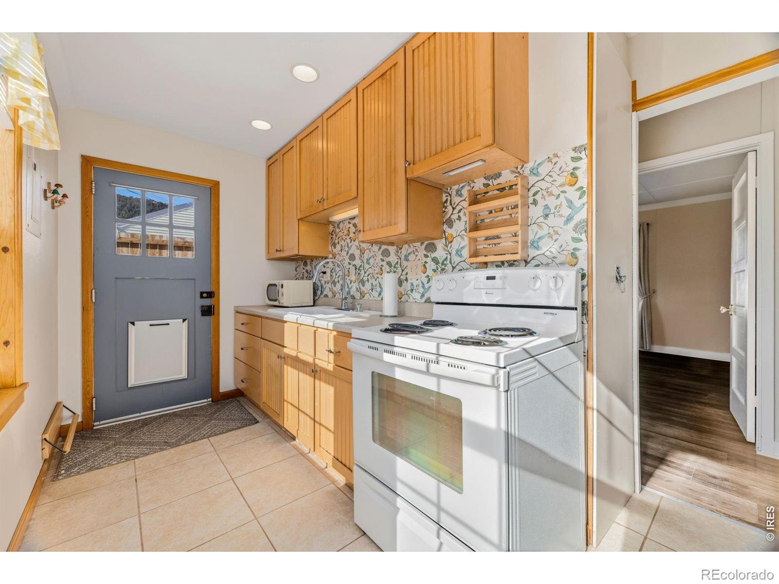 MLS Image #13 for 344  4th street,estes park, Colorado