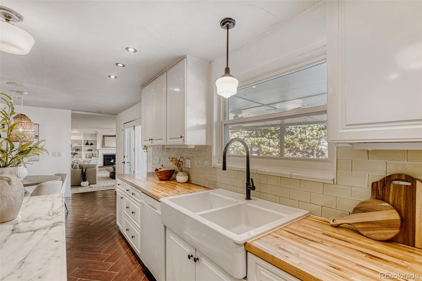 MLS Image #9 for 8709 e kenyon avenue,denver, Colorado