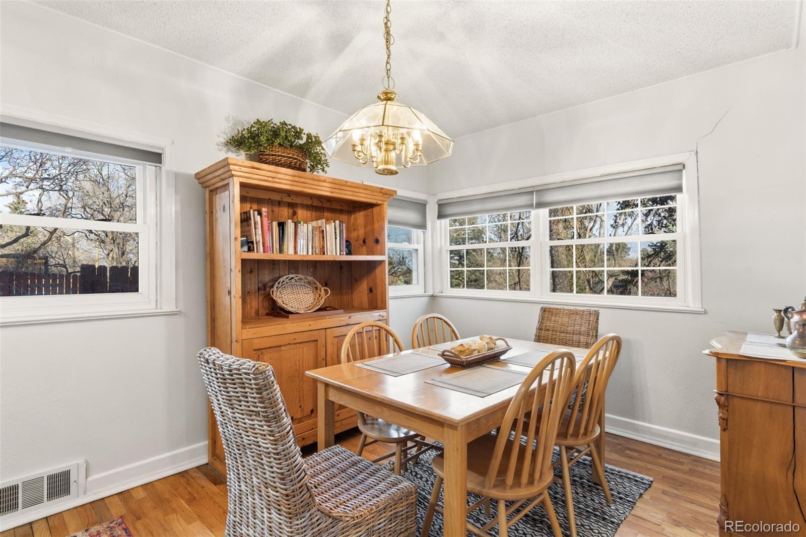 MLS Image #11 for 1414  cheyenne boulevard,colorado springs, Colorado