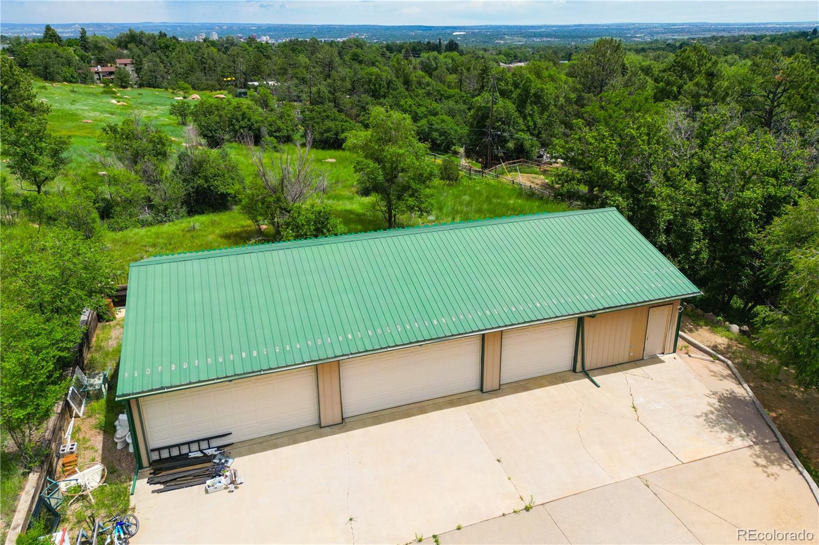 MLS Image #8 for 1414  cheyenne boulevard,colorado springs, Colorado
