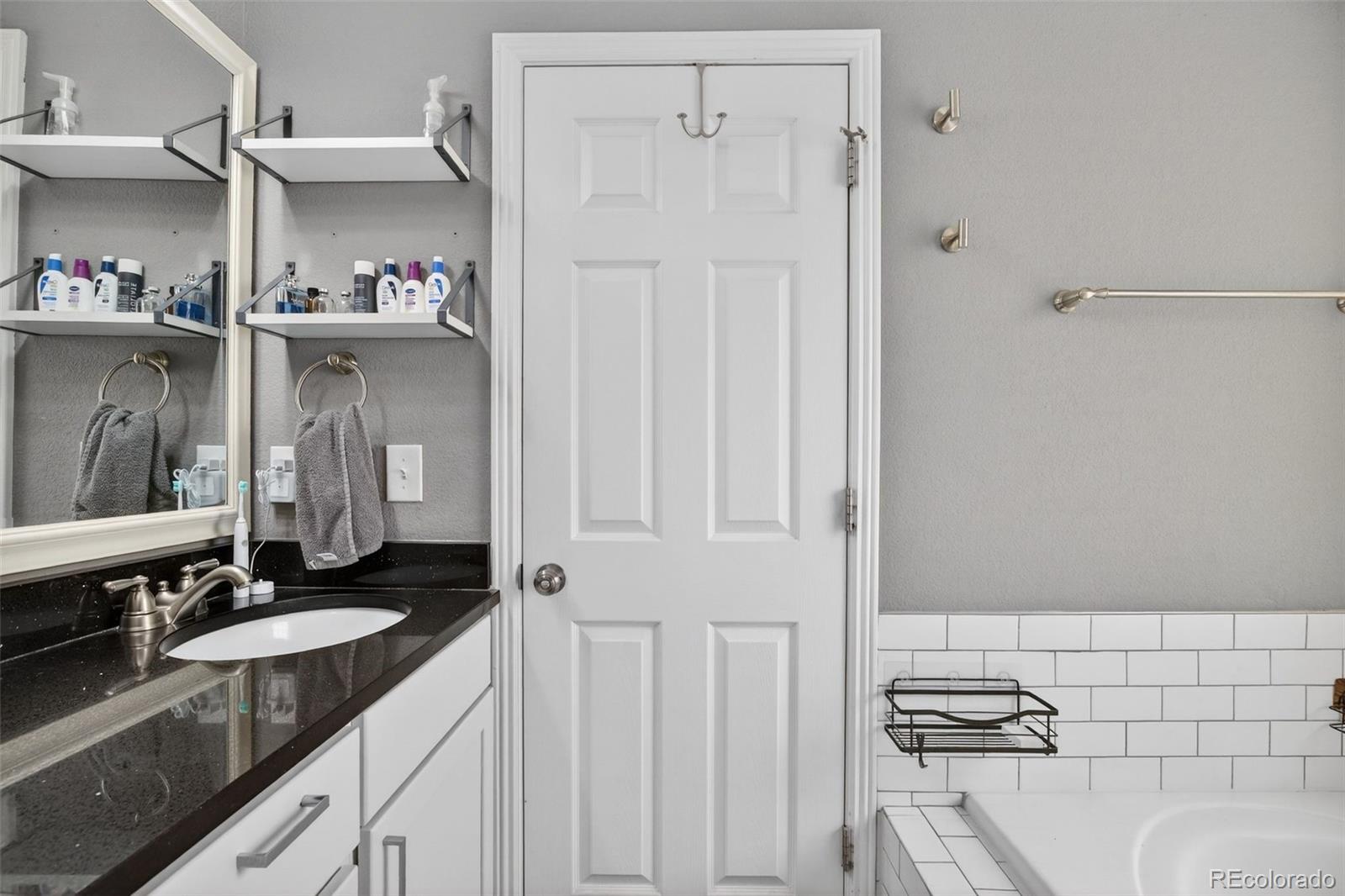 MLS Image #28 for 1904  greenbriar court,johnstown, Colorado