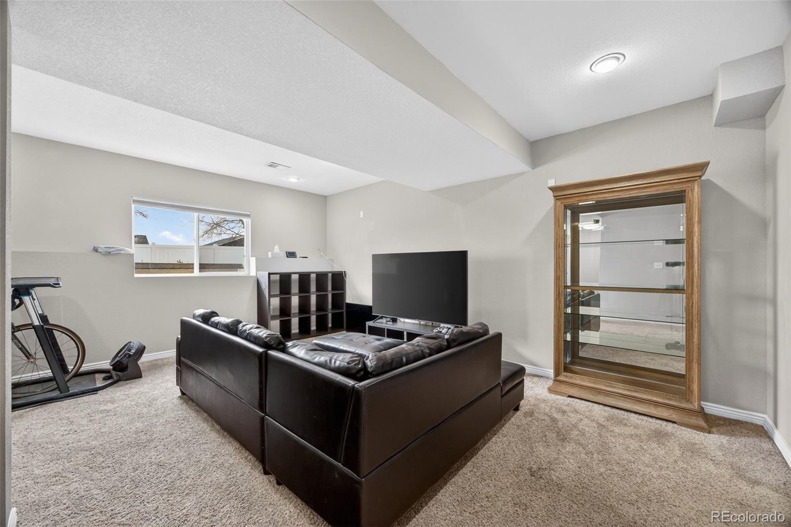 MLS Image #31 for 1904  greenbriar court,johnstown, Colorado