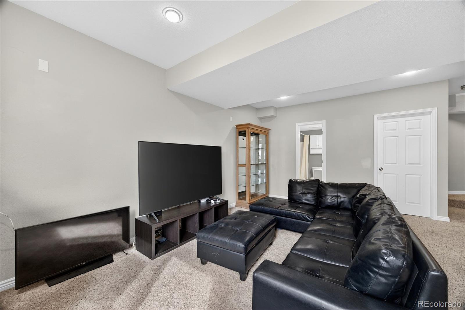 MLS Image #32 for 1904  greenbriar court,johnstown, Colorado