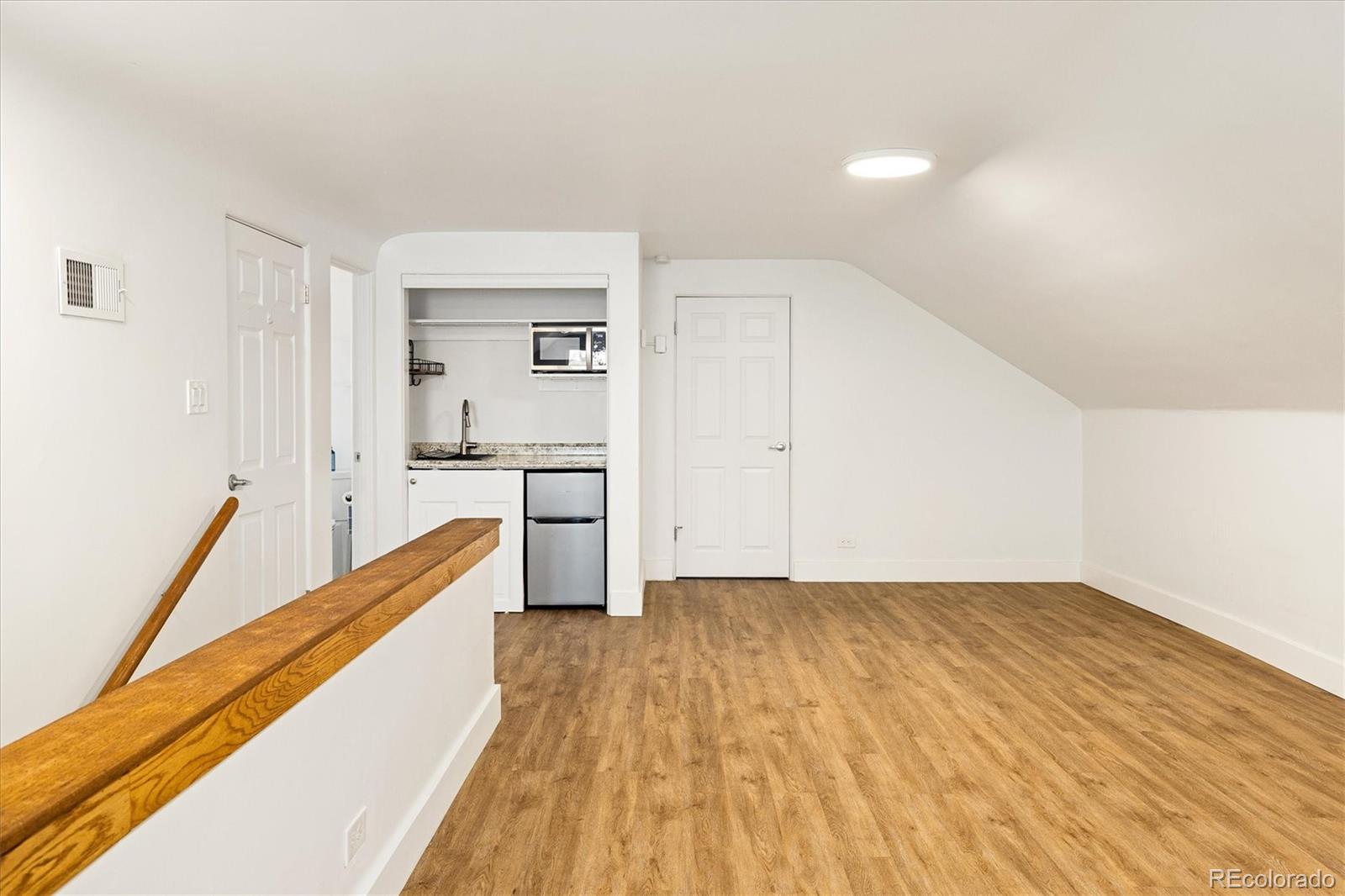 MLS Image #30 for 2250 n monaco parkway,denver, Colorado