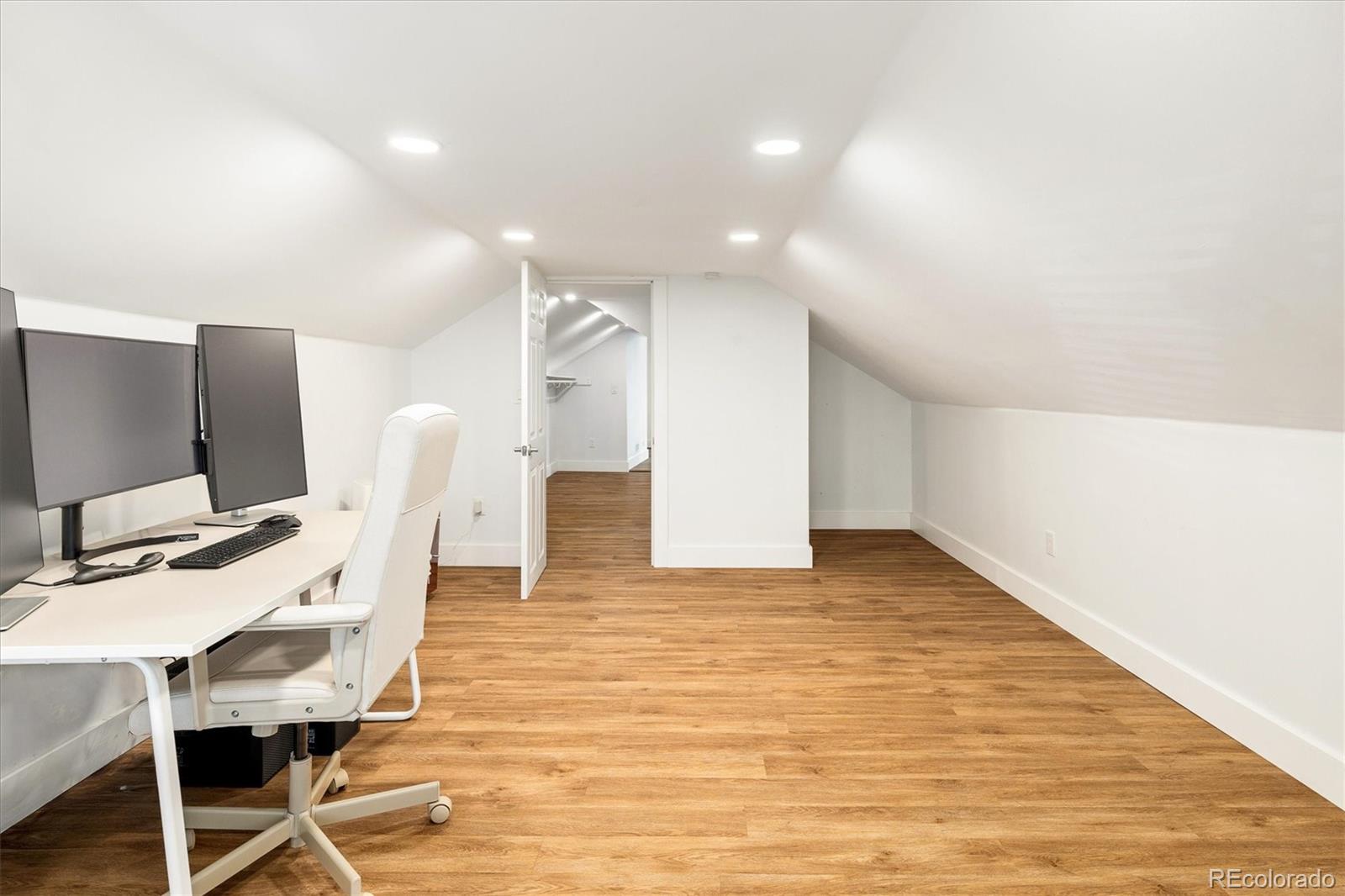 MLS Image #34 for 2250 n monaco parkway,denver, Colorado