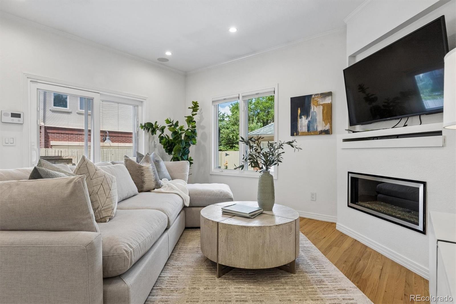 MLS Image #12 for 56 s monroe street,denver, Colorado