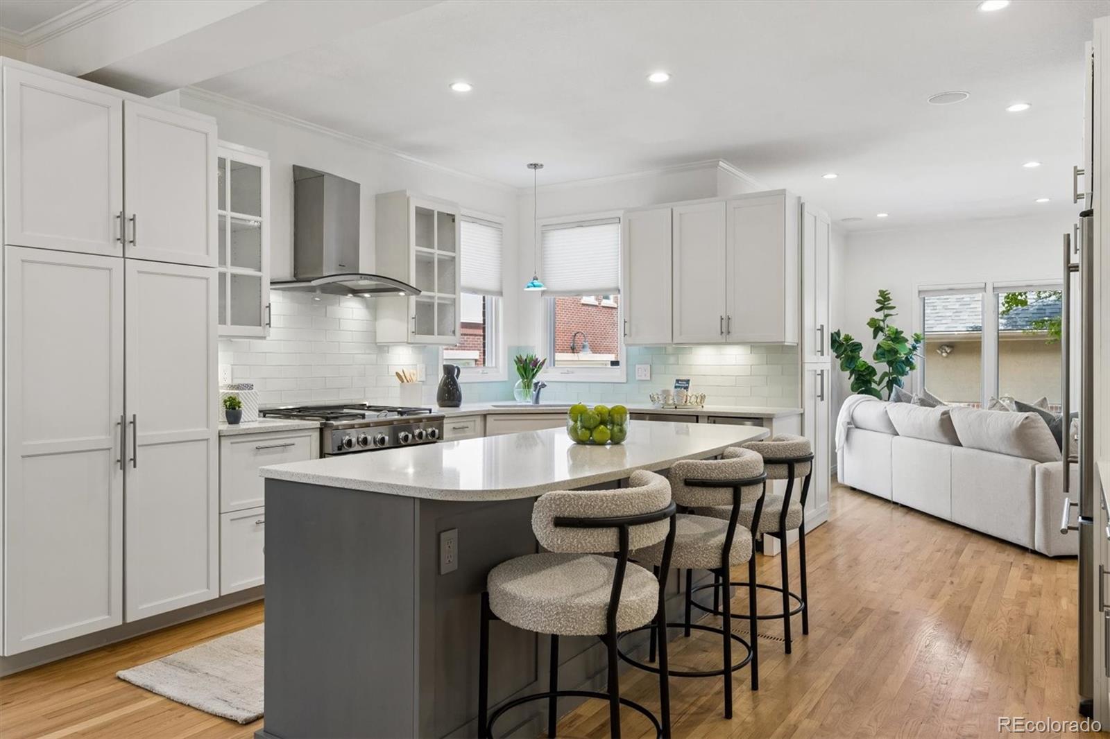 MLS Image #7 for 56 s monroe street,denver, Colorado