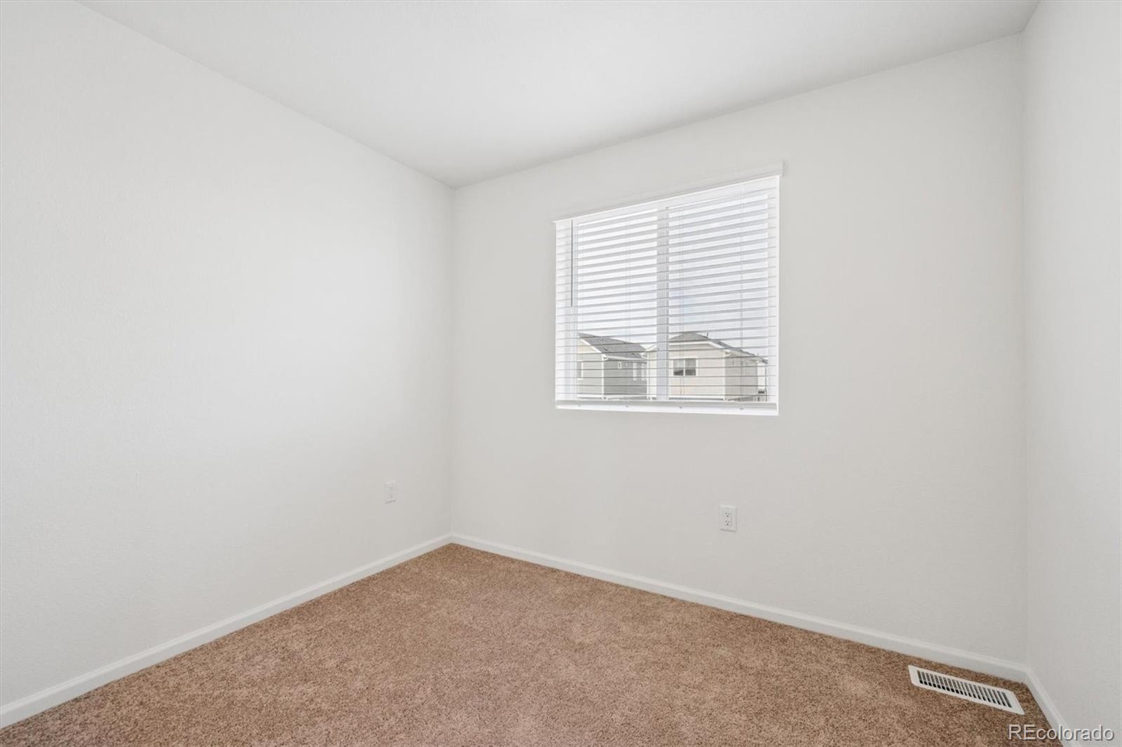 MLS Image #16 for 13226 e 103rd avenue,commerce city, Colorado