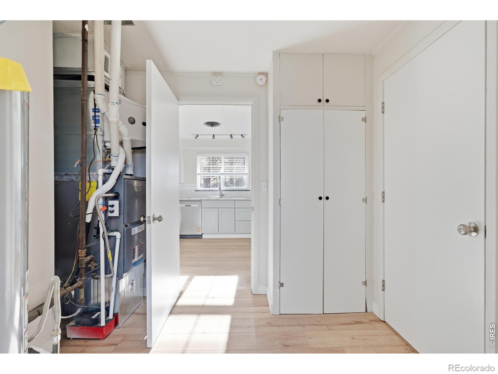 MLS Image #23 for 534 s summit view drive,fort collins, Colorado