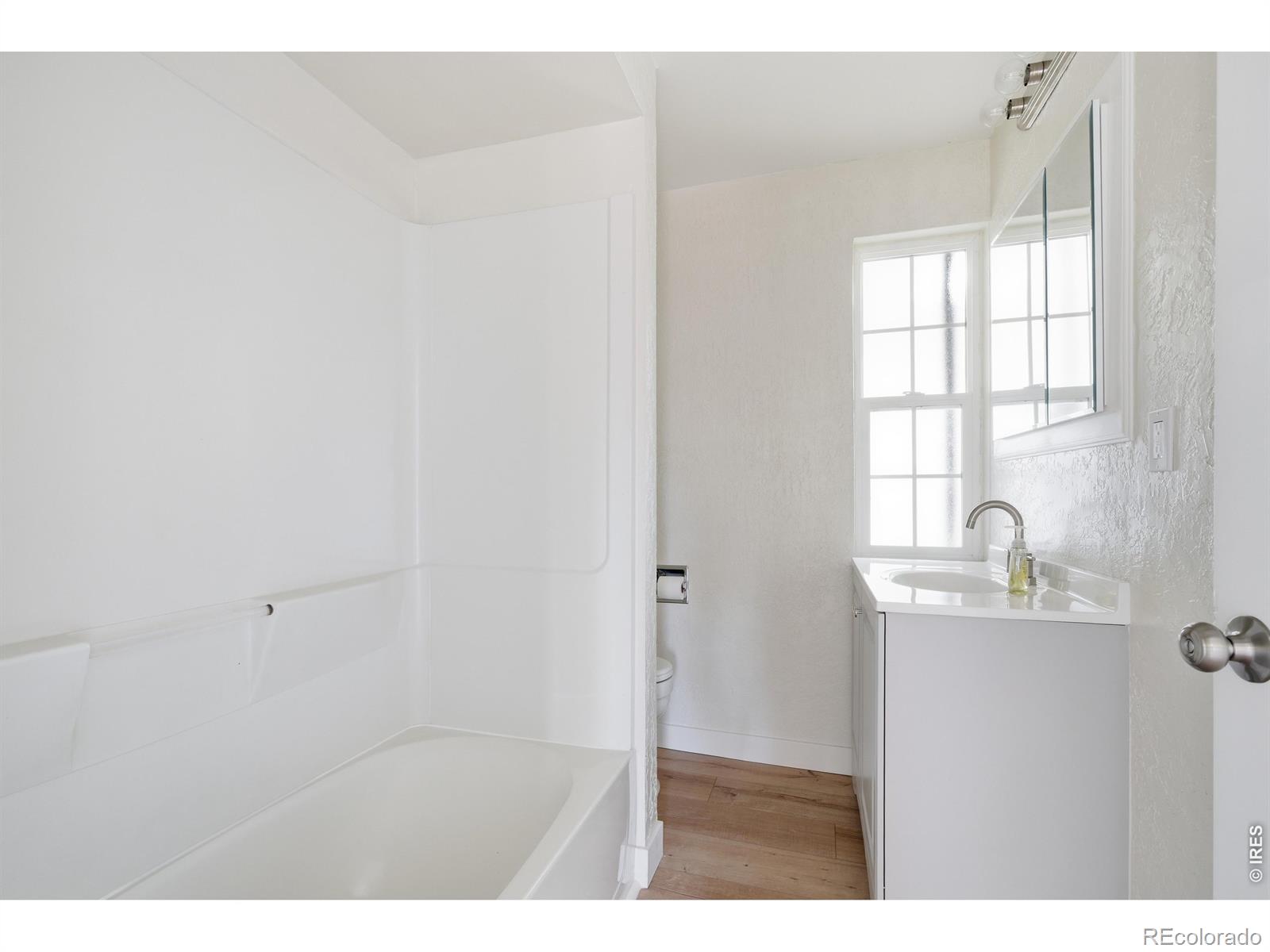 MLS Image #29 for 534 s summit view drive,fort collins, Colorado