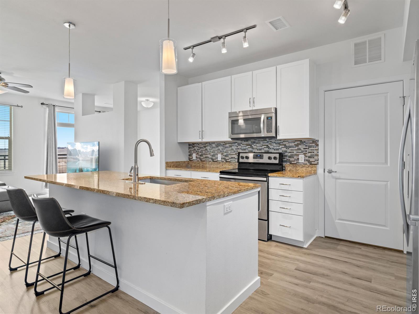 MLS Image #12 for 13598  via varra ,broomfield, Colorado