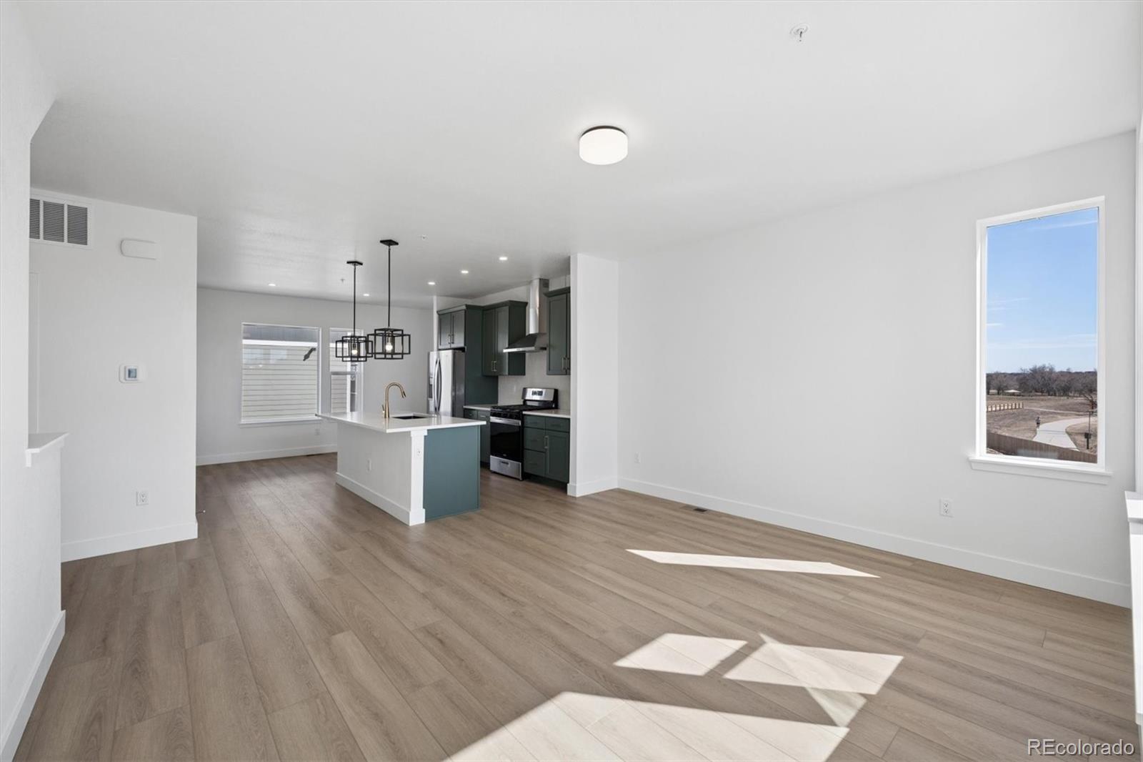 MLS Image #3 for 2720 w 68th avenue,denver, Colorado