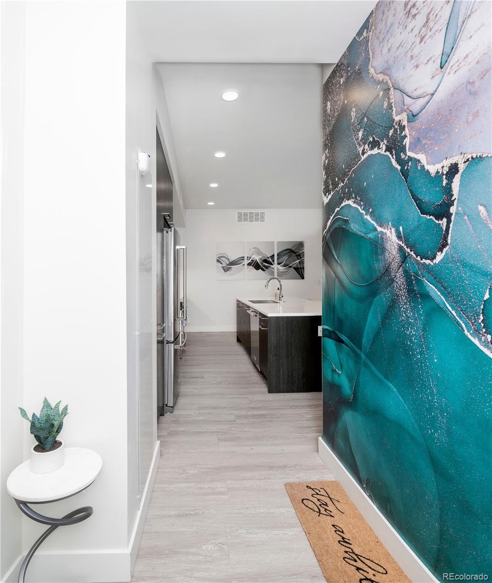 MLS Image #3 for 2880 n zuni street 303,denver, Colorado