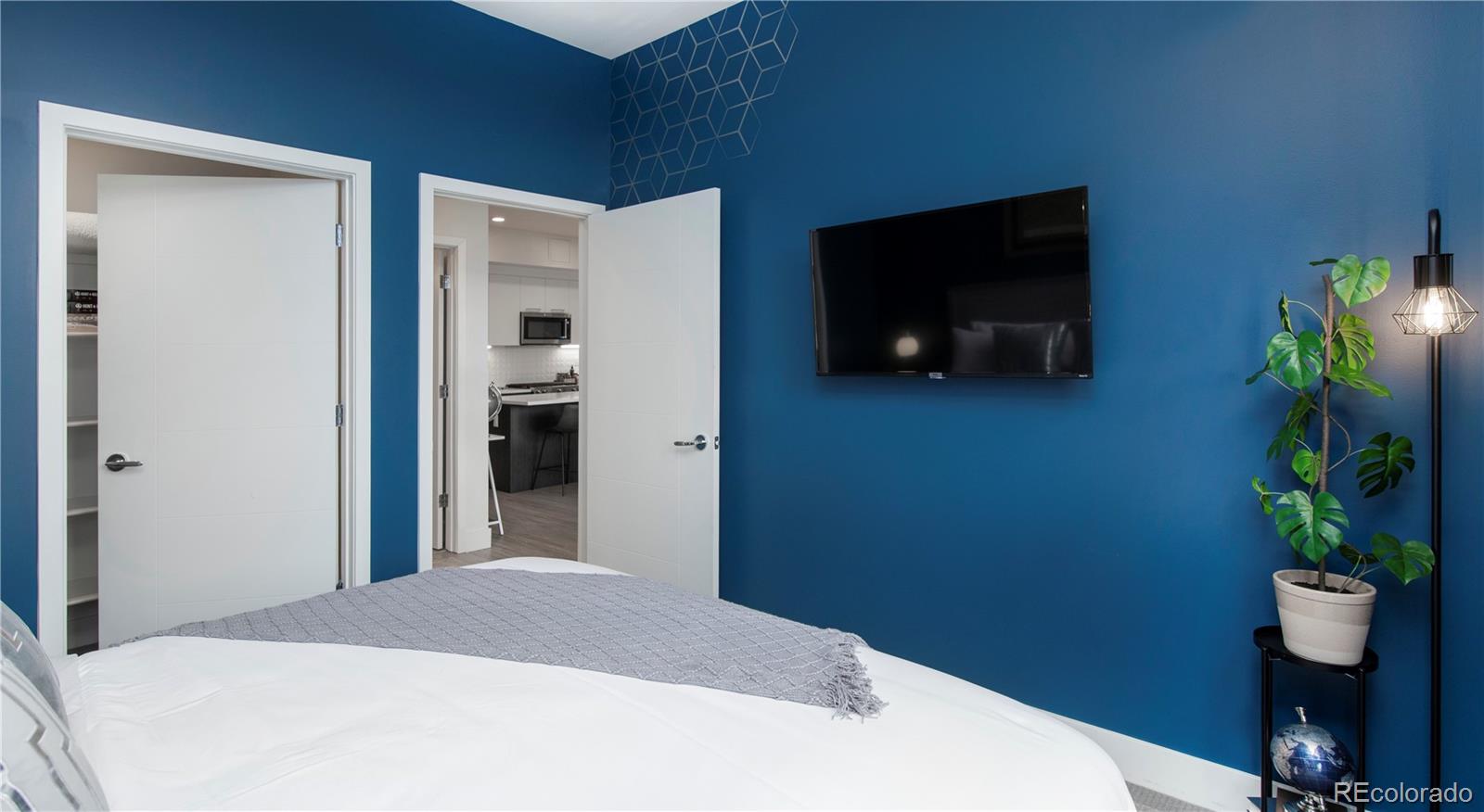 MLS Image #30 for 2880 n zuni street 303,denver, Colorado