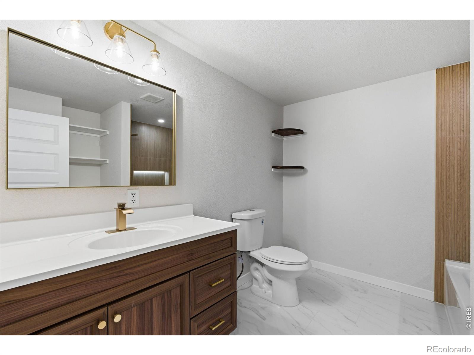 MLS Image #11 for 320  road r ,brush, Colorado