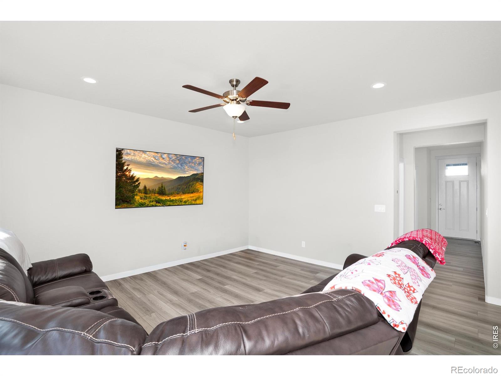 MLS Image #5 for 864  forest canyon road,severance, Colorado