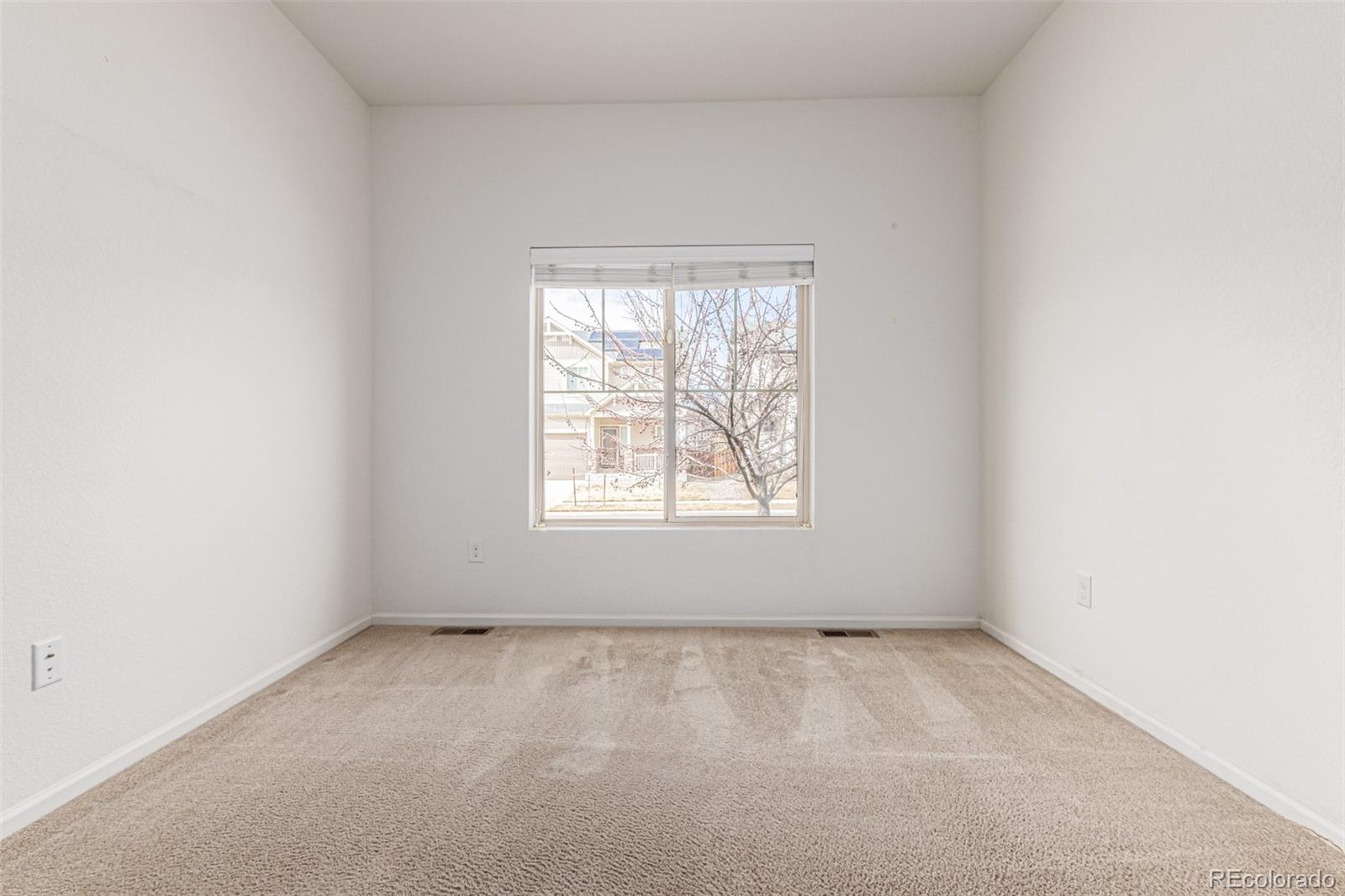 MLS Image #9 for 10536  racine way,commerce city, Colorado