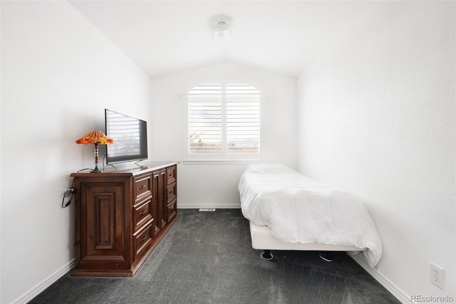MLS Image #18 for 5308  stuart street,denver, Colorado