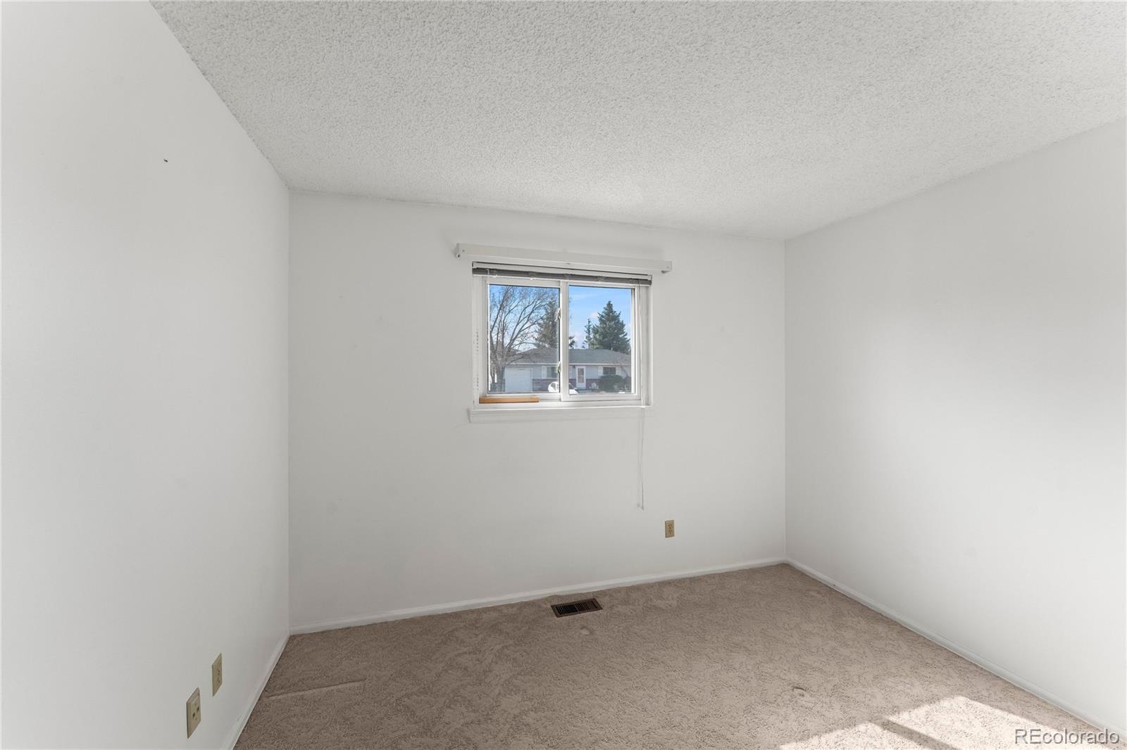 MLS Image #13 for 3908  shelley avenue,colorado springs, Colorado
