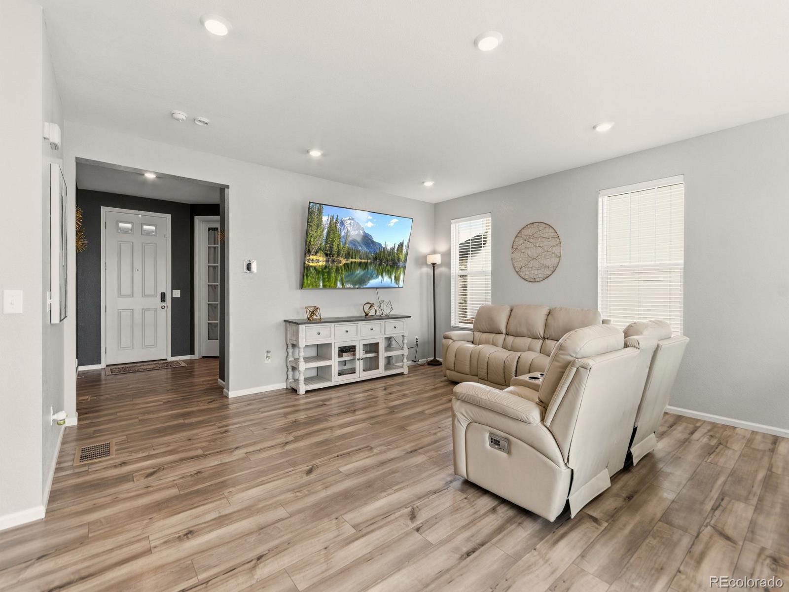 MLS Image #6 for 5860 e 153rd place,thornton, Colorado