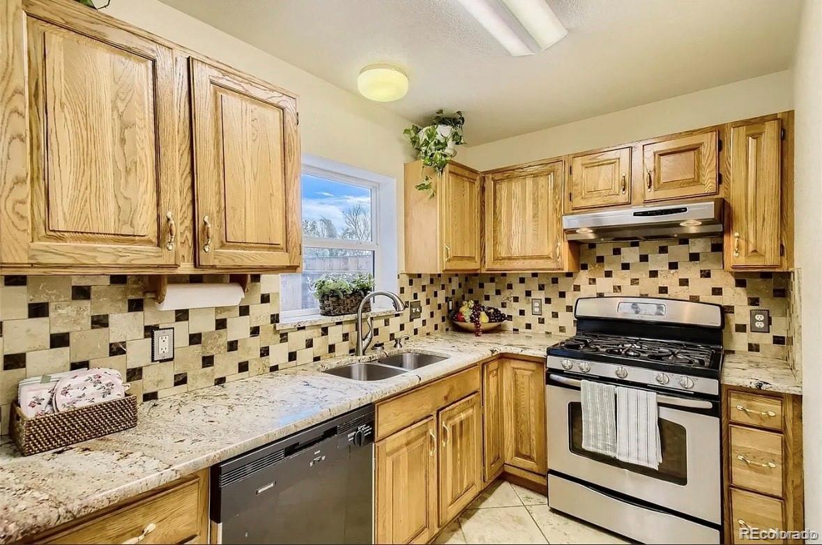MLS Image #9 for 1453 s pierce street ,lakewood, Colorado