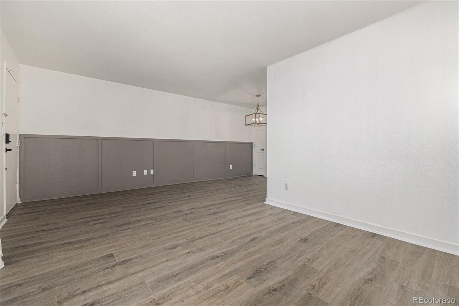 MLS Image #10 for 3550 s harlan street,denver, Colorado