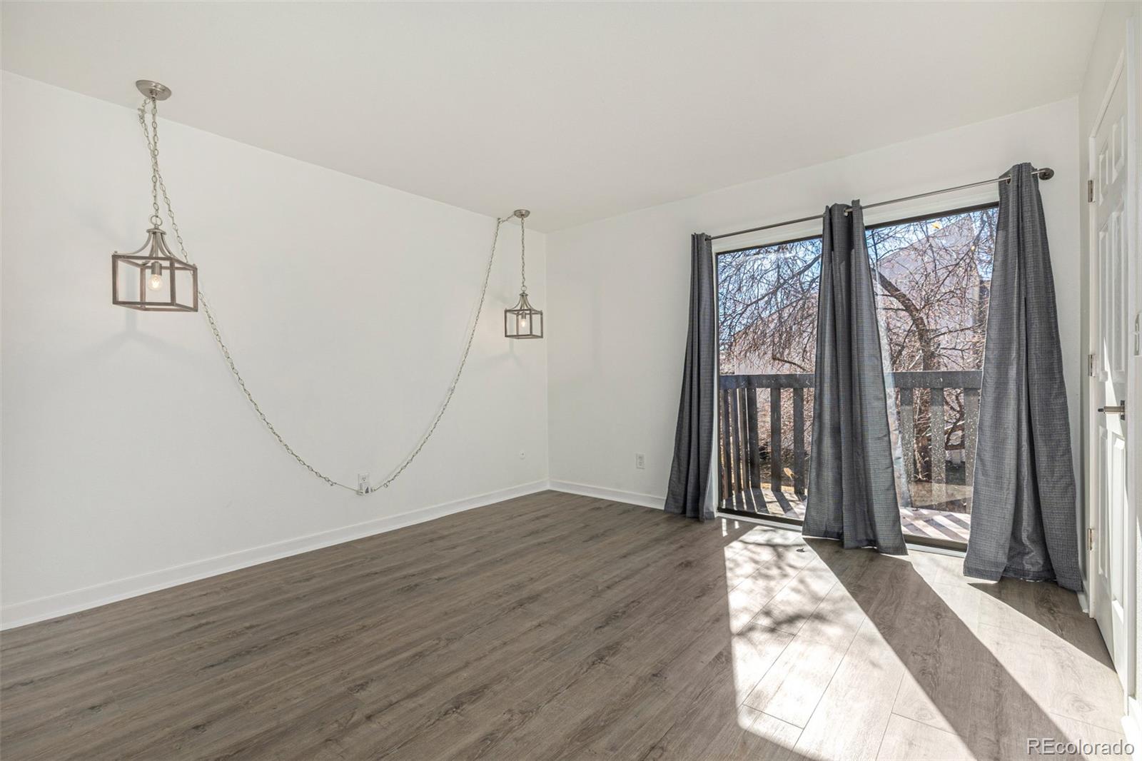 MLS Image #14 for 3550 s harlan street,denver, Colorado