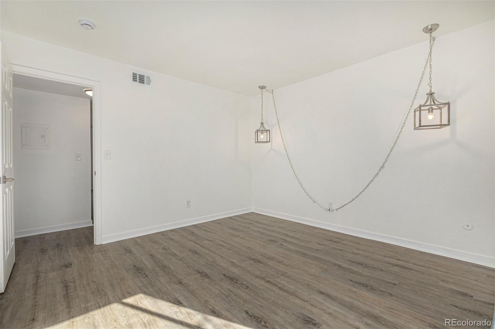 MLS Image #16 for 3550 s harlan street,denver, Colorado