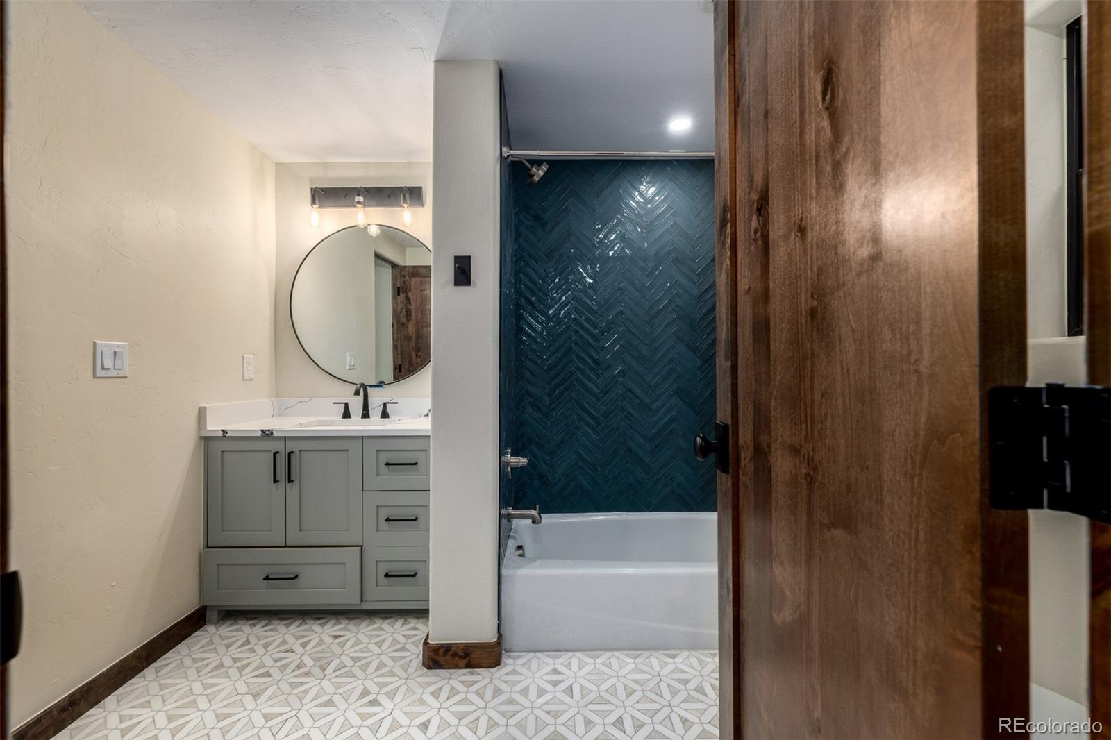 MLS Image #23 for 205  loop drive,georgetown, Colorado