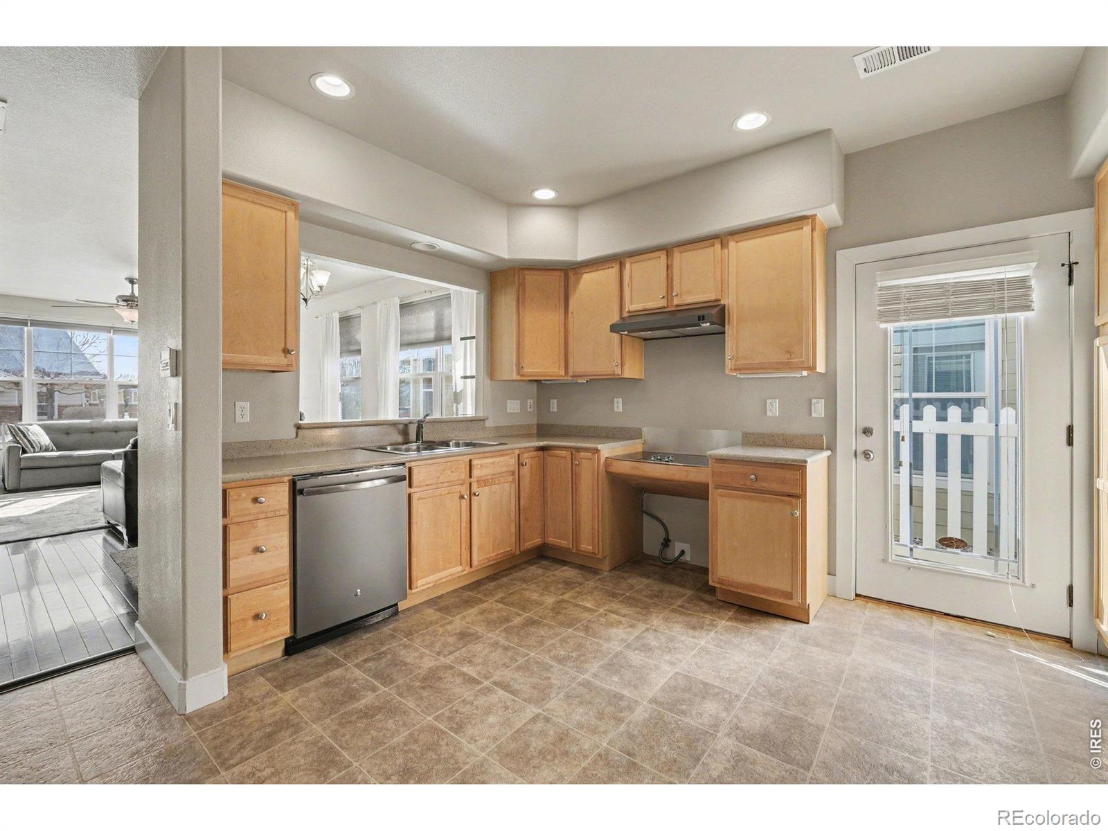 MLS Image #8 for 4751  pleasant oak drive,fort collins, Colorado