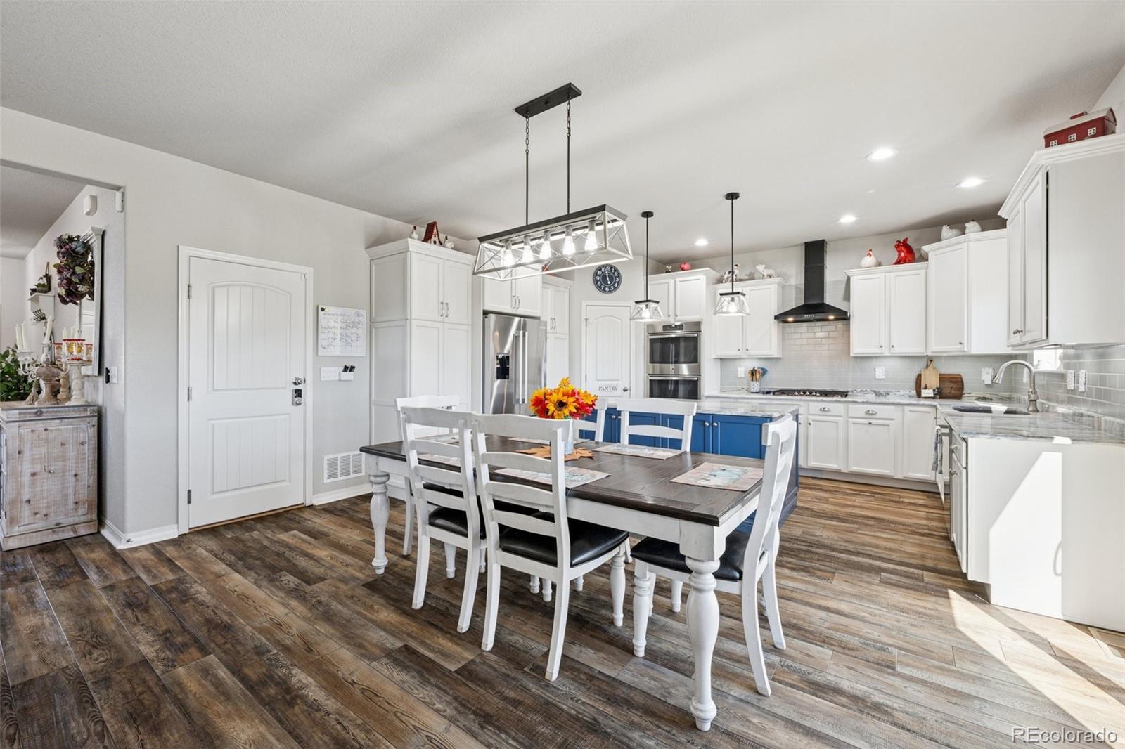 MLS Image #6 for 19534  lindenmere drive,monument, Colorado