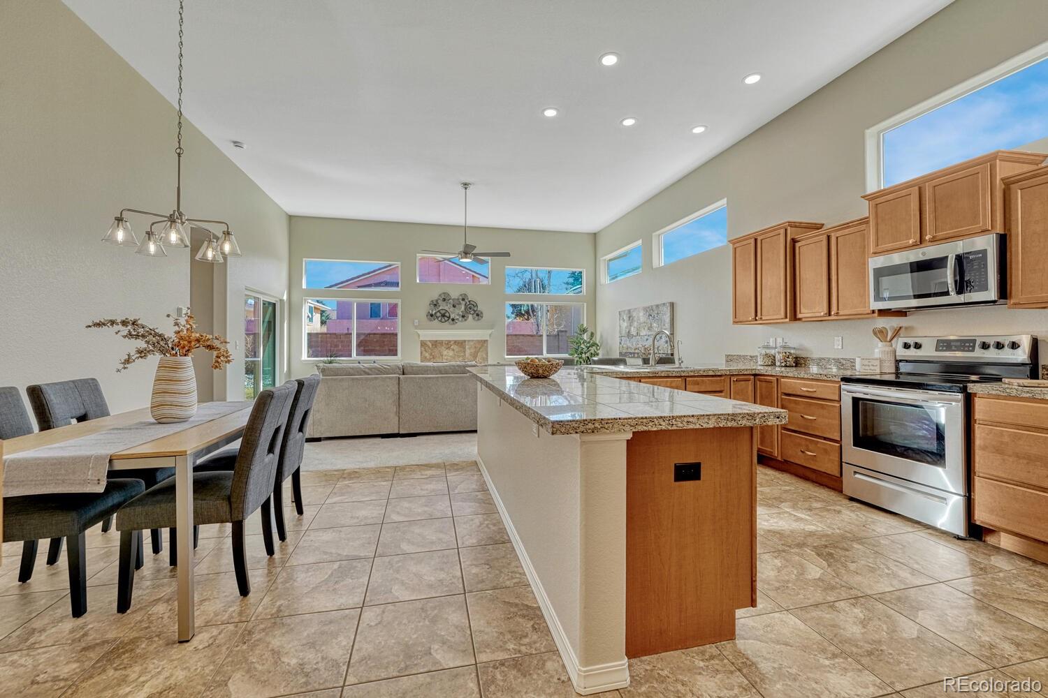 MLS Image #10 for 13820  paradise villas grove,colorado springs, Colorado
