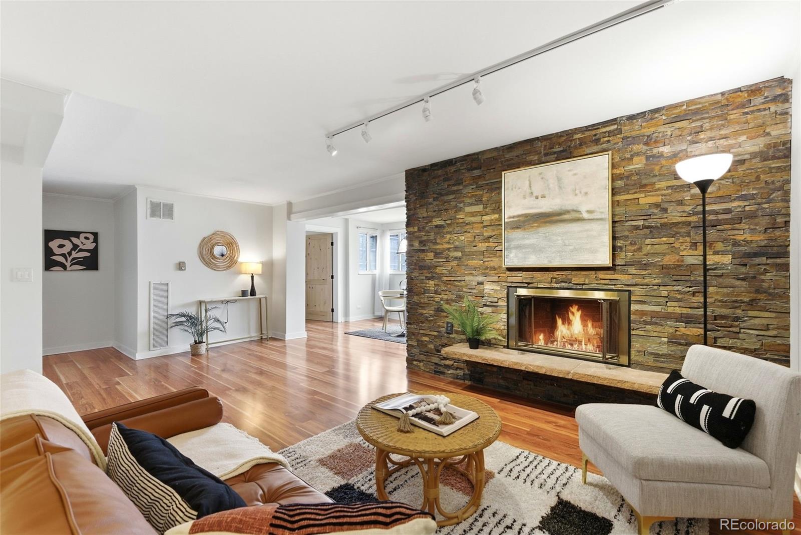 MLS Image #8 for 2  adams street 105,denver, Colorado