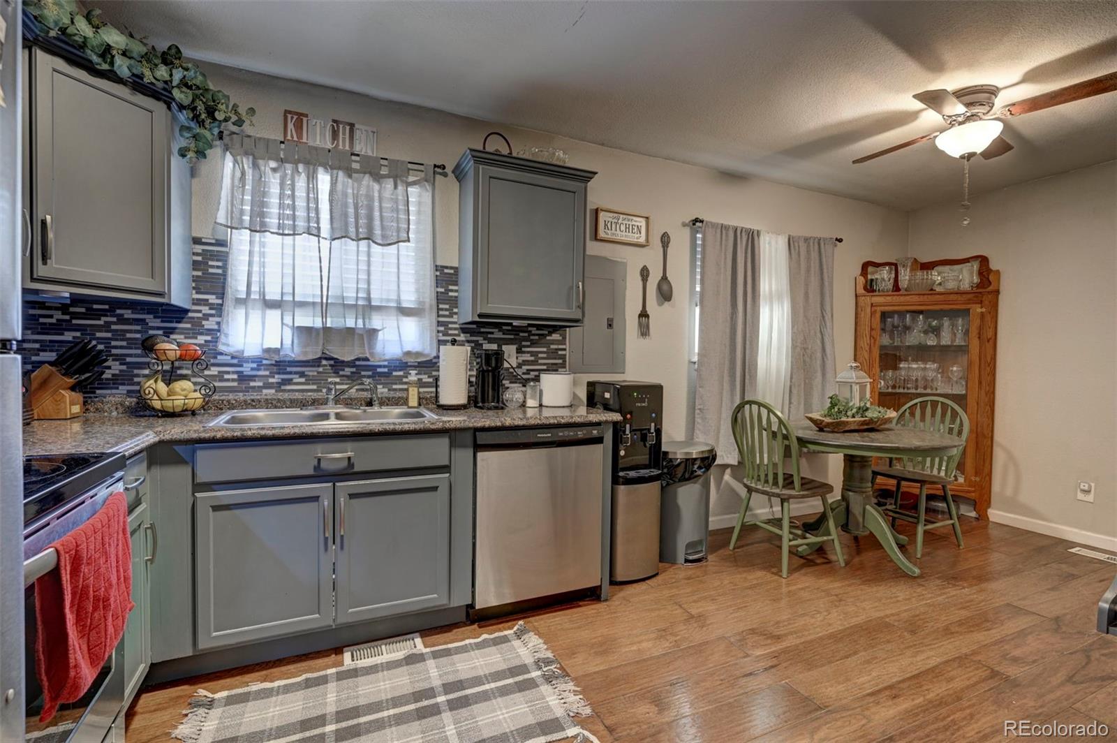MLS Image #8 for 1222  hartford street,colorado springs, Colorado