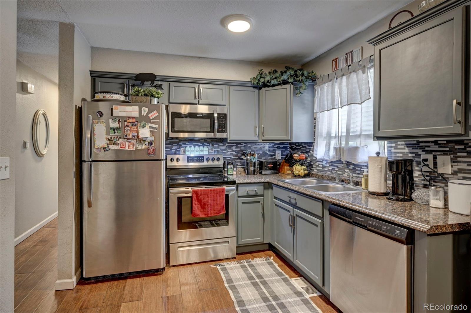 MLS Image #9 for 1222  hartford street,colorado springs, Colorado