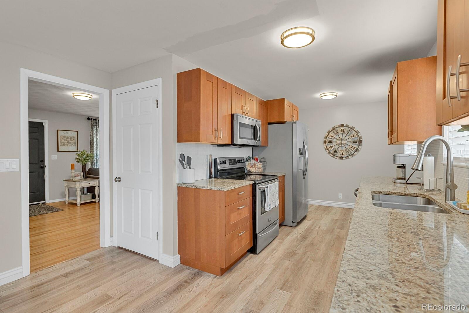 MLS Image #7 for 7232 s broadway ,centennial, Colorado